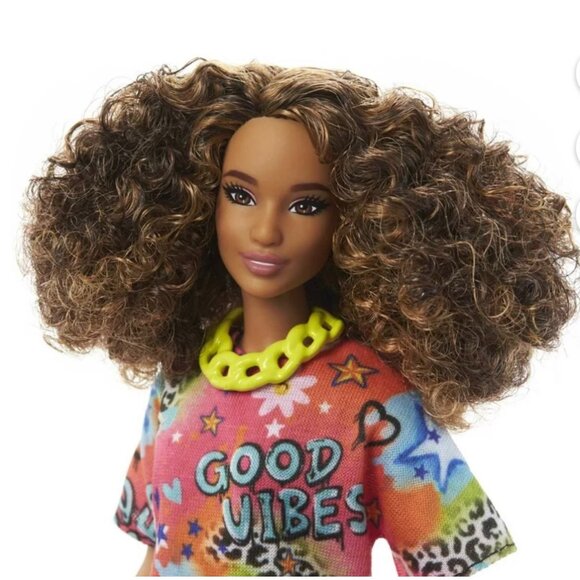 Barbie - Picture 1 of 4